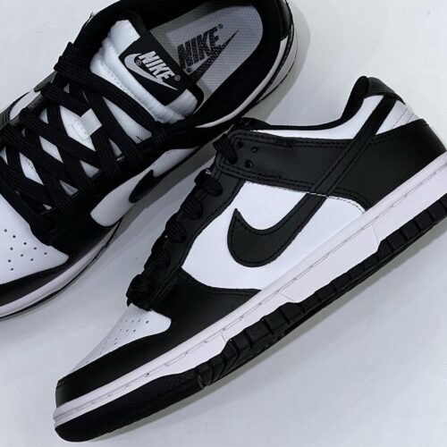 【NIKE WMNS DUNK LOWの販売について】 . いつもACE Shoesをご愛顧頂き ありがとうございます。 店頭での混雑回避の為、下記商品の販売に関して 入店順抽選販売とさせて頂きます。 . 9/30(fri) restock...! . . 【NIKE】 W NIKE DUNK LOW DD1503-101 ¥12,100- . . 【販売店舗】 ACE Shoesルミネ新宿店 . 【サイズ展開】 23.0cm,23.5cm,24.0cm,24.5cm 25.5cm,26cm,26.5cm 27.5cm,28cm,28.5cm,29cm (サイズにより在庫数は異なります。) ※ご購入はお一人様一足の購入となります。 . . 【抽選参加資格】 ○ドレスコード:『NIKE DUNK』と名のつくスニーカーを着用の方 ○下記IDいずれか1点をお持ちの方 ①運転免許証 ②パスポート ③外国人登録証、在留資格カード ④写真付き住民基本台帳カード ⑤顔写真付き学生証 ⑥障害者手帳 ⑦マイナンバーカード(顔写真付き) 但し、コピー及び写真での呈示は無効となります。 また、有効期限切れや写真がないIDも無効です。 . 【販売方法】 入店順抽選販売となります。 ※集合時間等の詳細は下記をご覧ください。 . ①販売順を決めるための抽選を行って頂きます。 この際、ID確認をさせて頂きますのでスタッフの指示に従ってお並び下さい。 ※ID確認には以下のうちいずれか1点をご用意ください。 パスポート、運転免許証、外国人登録証、写真付住民基本台帳カード、顔写真付き学生証、障害者手帳、マイナンバーカード(顔写真付) ※コピー及び写真での呈示・有効期限切れや写真が無いIDは無効です。 . ②抽選終了後、引いて頂いた整理番号順に販売開始時間に店舗へお越しください。 順に案内させて頂きます。 整理番号の記載されていない整理券を引いたお客様は購入の権利がございません。 近隣店舗へご迷惑にならないように配慮頂きますようお願い致します。 ※サイズ等の問題でご購入されない方もいますので、当選券は販売数より多く入れさせて頂いております。 予めご了承の上抽選にご参加ください。 . ※抽選参加の方は販売方法、注意事項の内容にご同意頂いたと判断させて頂きます。 . 【集合時間・場所】 新宿ルミネ1,2F 正面入り口　階段横 10:00までにお集まりください。 . 【販売開始時間】 11:15〜 . ※指定した抽選集合時間、販売ご案内開始以降にお越しのお客様はいかなる理由でも、抽選・ご購入する事が出来ませんのでご了解下さい。 . . 【注意事項】 ・輸送の際に箱が破損している場合がございますので予めご了承ください。 ・シューズの製法上、接着剤の付着や縫製のズレ・歪みがある場合がございます。不良品ではございませんので予めご了承ください。 ・深夜から並ぶなどの近隣の迷惑になる行為はお控え下さい。 ・IDをお持ちでない方は整理券を引く権利がございません。 ・抽選権利はお一人様一枚限りとなります。 ・整理券は引いた御本人のみの有効とします。抽選後整理券を複数枚一人で持たれているなどの行為が発覚した場合は全ての権利を剥奪とさせて頂きます。 ・指定された時間までにその場にいらっしゃらない場合は販売権は無効とさせて頂きます。 ・お客様、スタッフの安全を考慮し、必ずマスク着用でのご来店をお願い致します。 ・店内入店時、アルコール消毒にご協力お願い致します。 ・販売に関しては店舗のスタッフの指示に従うようにお願い致します。スタッフの指示に従って頂けない場合、近隣に迷惑がかかる場合、トラブルが発生した場合は販売をお断り、または中止させて頂く場合がございます。