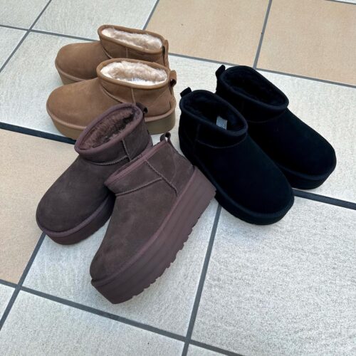 . New Arrival... . . 【UGG】 CLASSIC ULTRA MINI PLATFORM BLK BCDR CHE ¥25,300- . . @abc_mart_japan @abcmart_grandstage