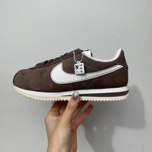 . New Arrivals... . . 【NIKE】 CORTEZ SE 237BQBN/SAIL ¥12,100- . . @abc_mart_japan @abcmart_grandstage