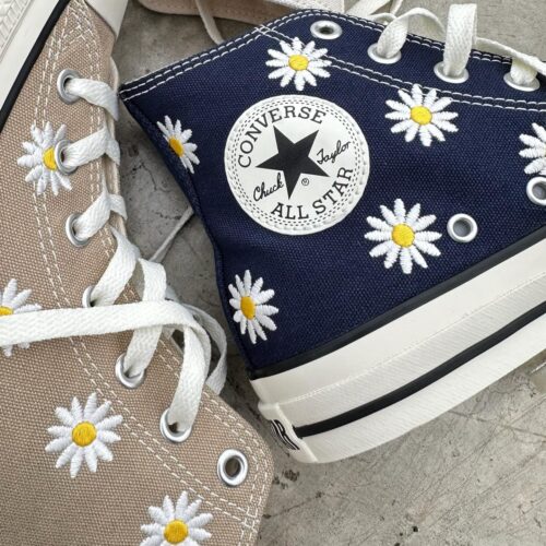 . New Arrival... . . 【CONVERSE】 AS (R) DAISYFLOWER HI DARK BLUE BEIGE ¥14,300- . . @abc_mart_japan @abcmart_grandstage