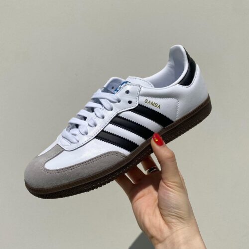 . New Arrival... . . 【ADIDAS】 SAMBA OG BLK/WHT/GUM WHT/BLK/GRNT ¥15,400- . . @abc_mart_japan @abcmart_grandstage
