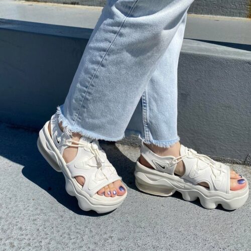 . New Arrival... . . 【NIKE】 AIRMAX KOKO SANDAL CI8798 102 SAIL/BLACK ¥13,530- . . @abc_mart_japan @abcmart_grandstage