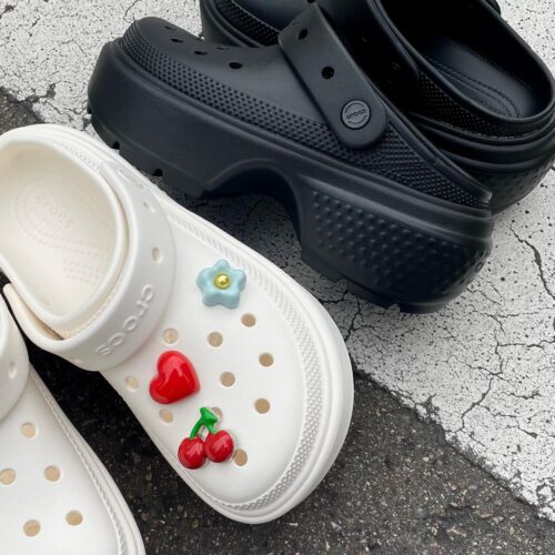 . New Arrival... . . 【CROCS】 STOMP CLOG Black Chalk ¥10,450- . . @abc_mart_japan @abcmart_grandstage