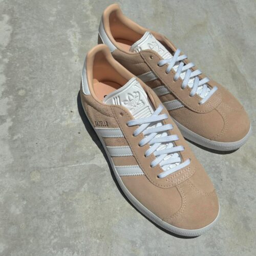 . New Arrival... . . 【ADIDAS】 GAZELLE HALO/FTWR/CORE ¥15,400- . . @abc_mart_japan