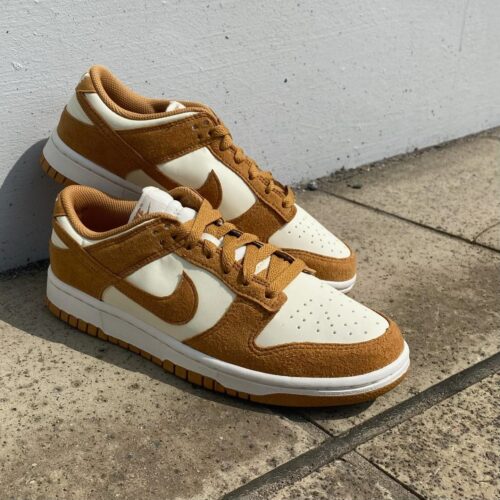 . New Arrival... . . 【NIKE】 DUNK LOW HJ7673 100 COCOMK/FL ¥15,400- . . @abc_mart_japan