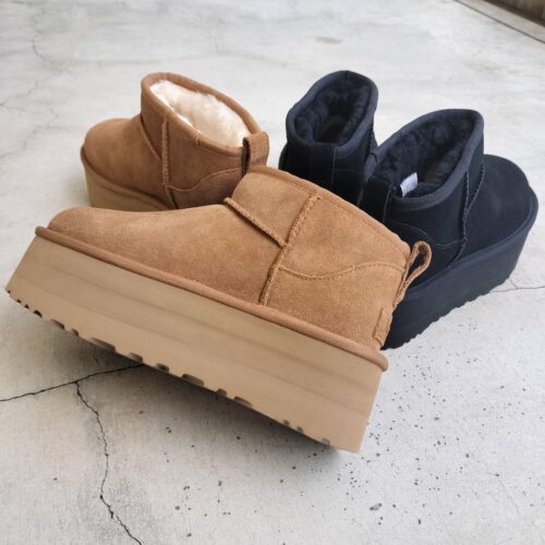 . New Arrival... . . 【UGG】 CLASSIC ULTRA MINI PLATFORM BLK CHE ¥25,300- . . @abc_mart_japan