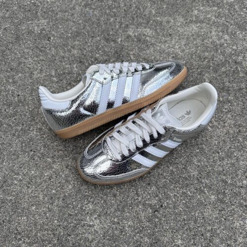 . New Arrival... . . 【ADIDAS】 SAMBA OG W SILV/FTWR/CORE JR0035 ¥15,950- . . @abc_mart_japan
