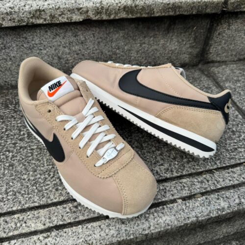 . Recommend... . . 【NIKE】 W CORTEZ WIF1764 200 DESERT/BLK ¥12,430- . . @abc_mart_japan