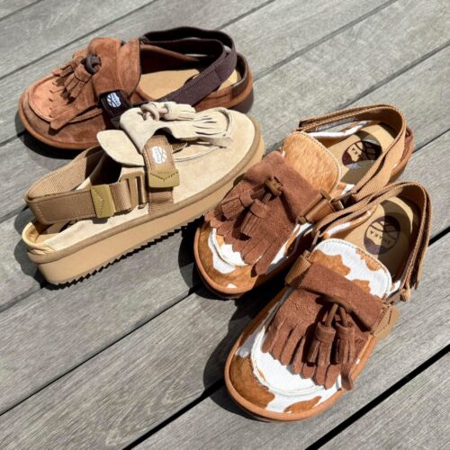 . New Arrival... . . 【SHAKA】 MOC MULE TASSEL COWHAIR Pony01L ¥19,800- . MOC MULE TASSEL SUEDE Marron01S Beige01S ¥18,700- . . @abc_mart_japan
