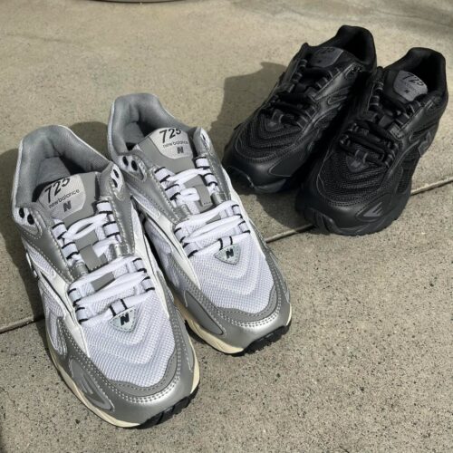 . Restock!! . . 【NEW BALANCE】 ML725 BLACK(CB) SILVER GRAY(CD) ¥14,080- . . @abc_mart_japan